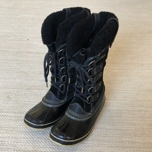 Sorel Joan of Arctic Boots sz 9